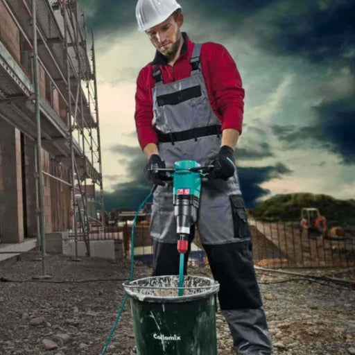 Xo-6R Hand-Held Power Mixer in Action